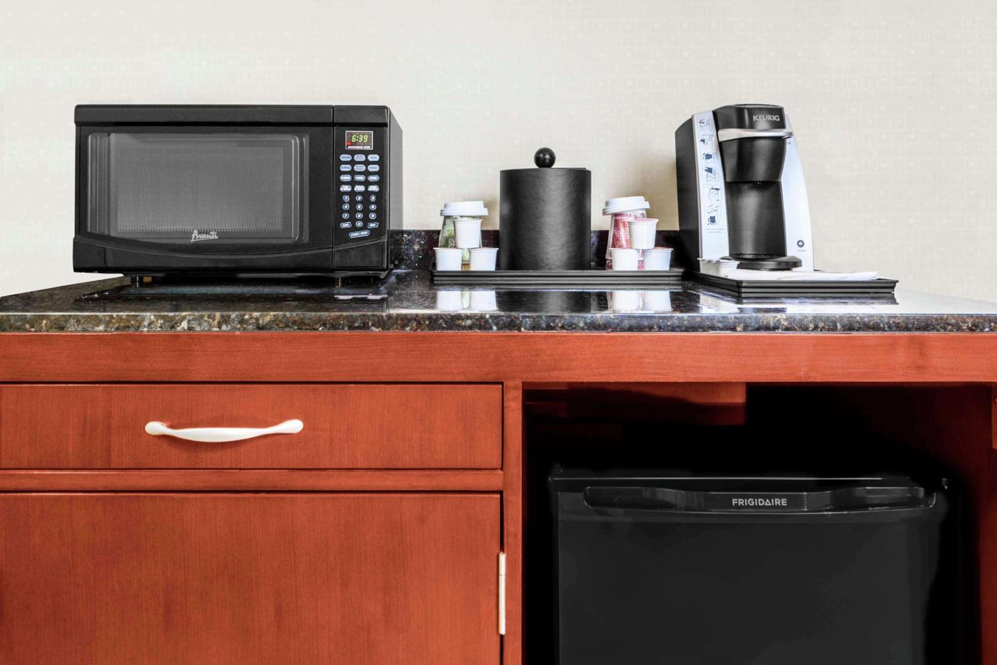 Hilton Garden Inn Independence Εξωτερικό φωτογραφία