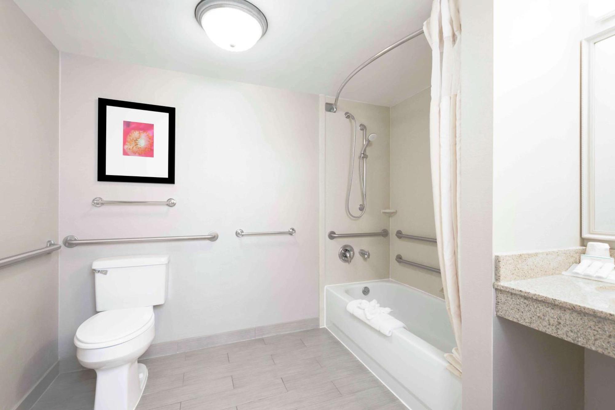 Hilton Garden Inn Independence Εξωτερικό φωτογραφία