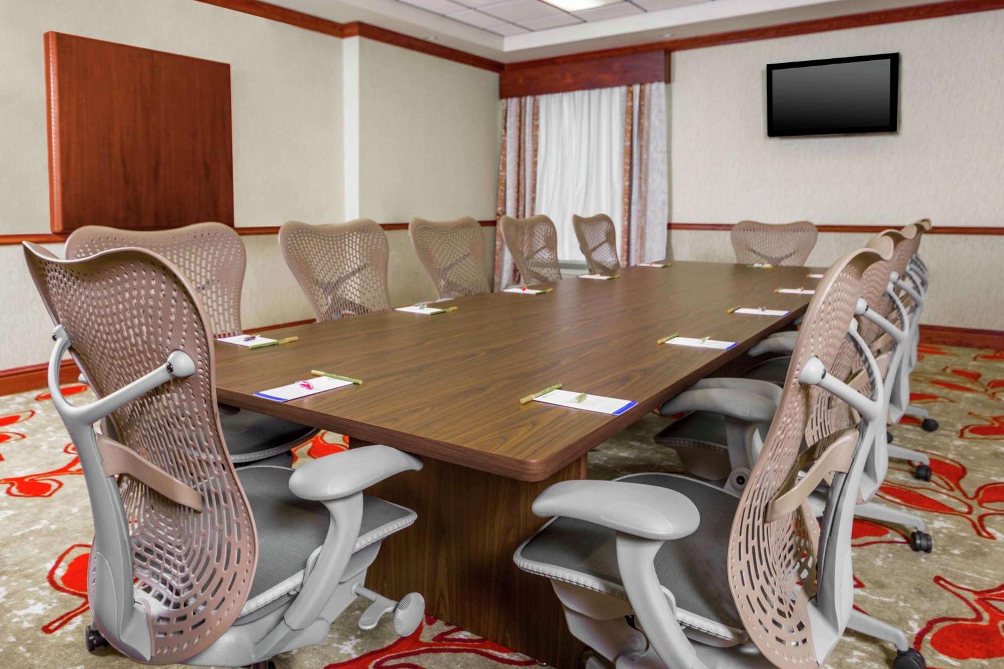 Hilton Garden Inn Independence Εξωτερικό φωτογραφία