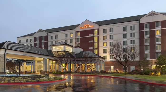 Hilton Garden Inn Independence Εξωτερικό φωτογραφία